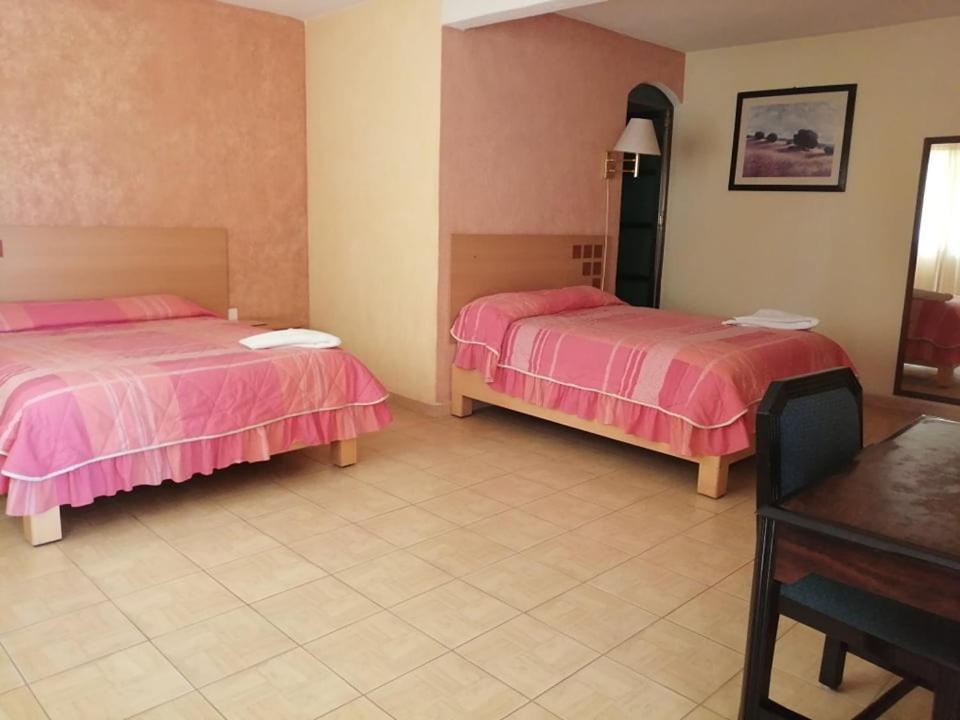 Hotel Real Doxey Tlaxcoapan Exterior foto